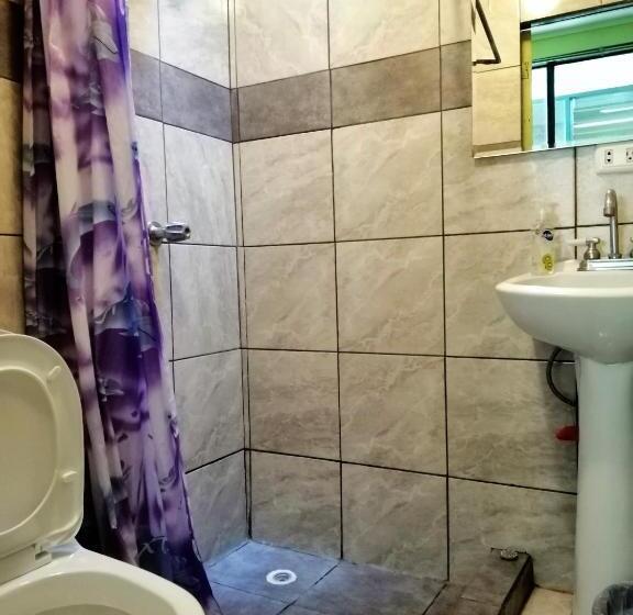 酒店 Casa Leon Guesthouse