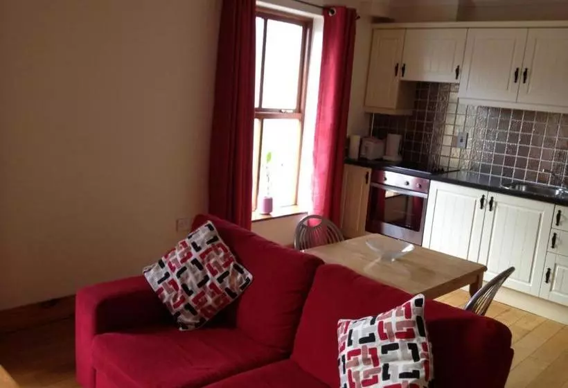 ホテル College View Apartments