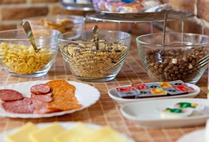 ホテル Domik V Samare