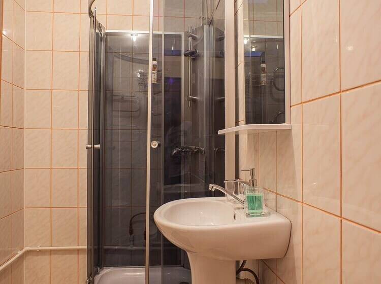 ホテル Domik V Samare