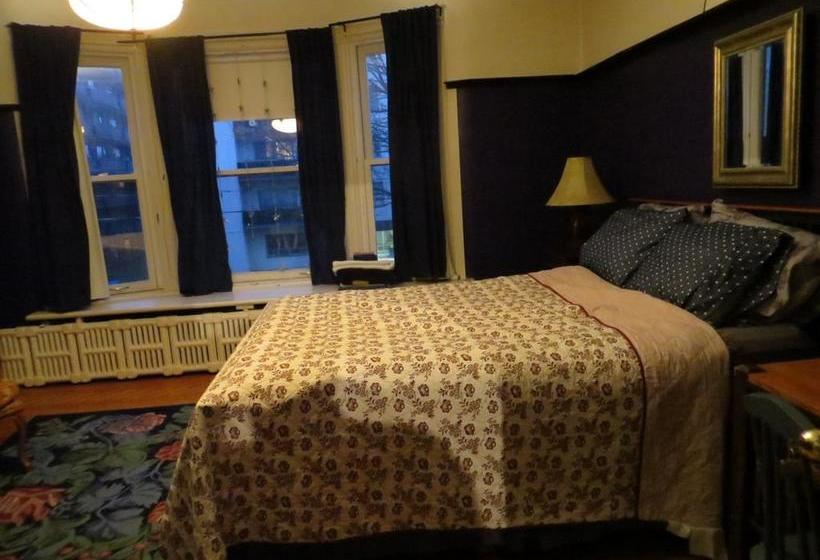 فندق Elliott House Bed & Breakfast