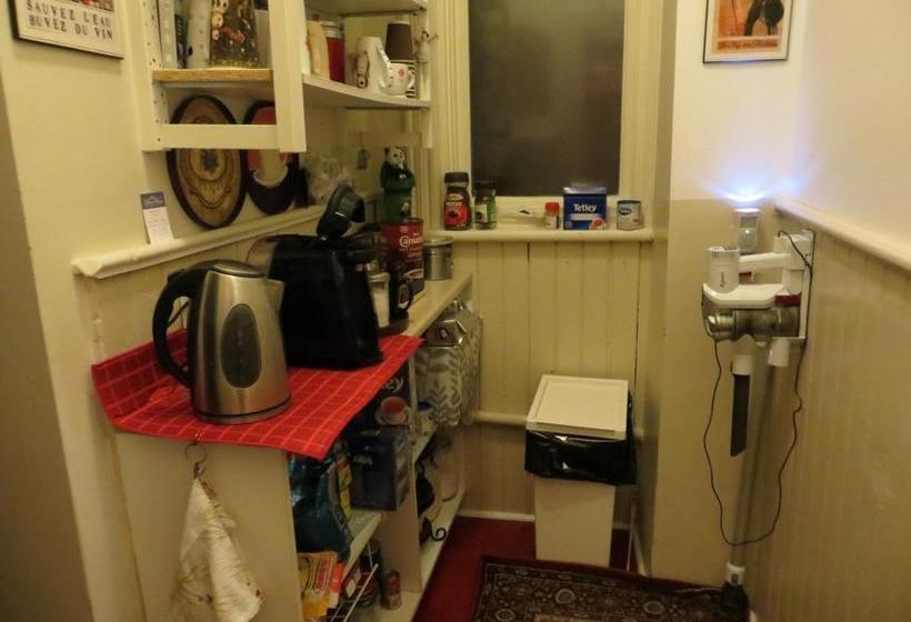 فندق Elliott House Bed & Breakfast