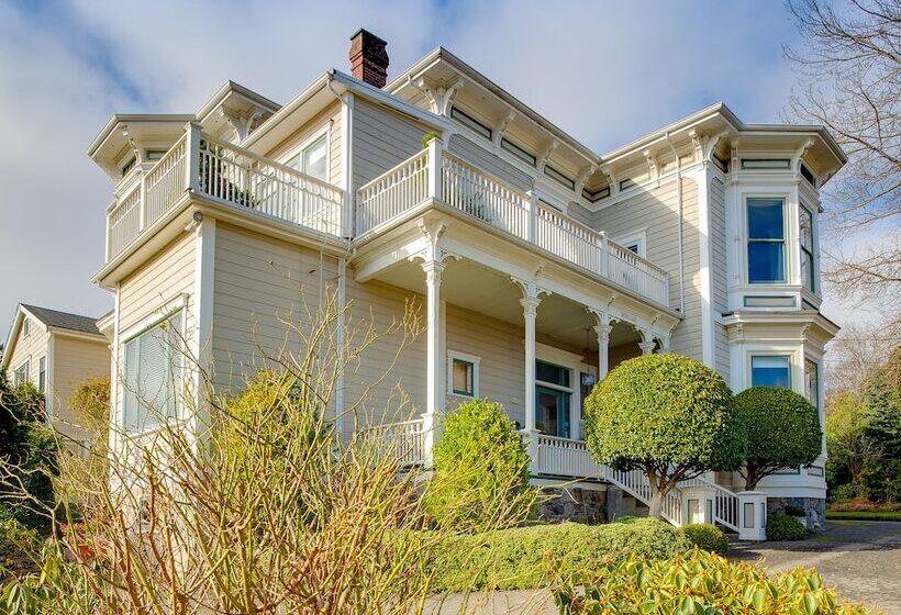 هتل Fairholme Manor Inn