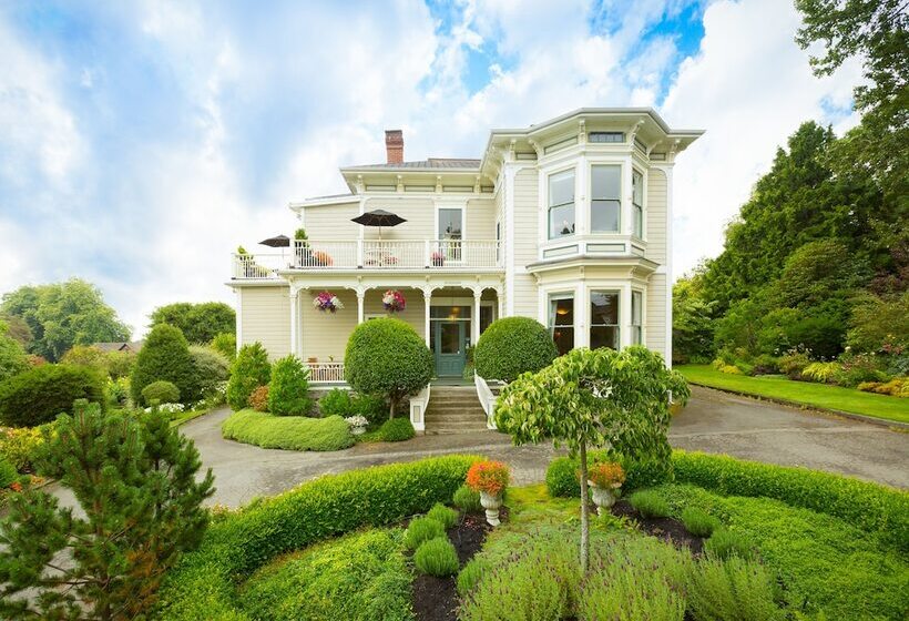 هتل Fairholme Manor Inn