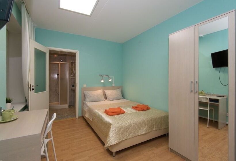 Отель Guest House Orlovskiy