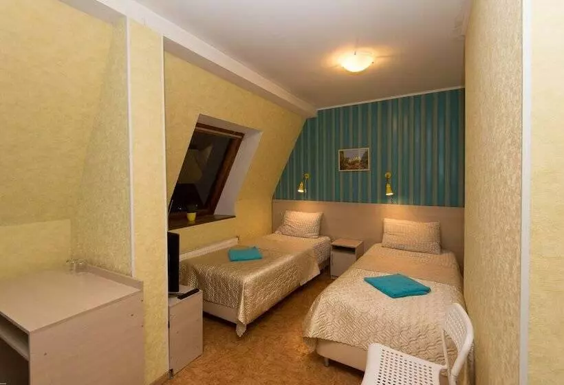 ホテル Guest House Orlovskiy