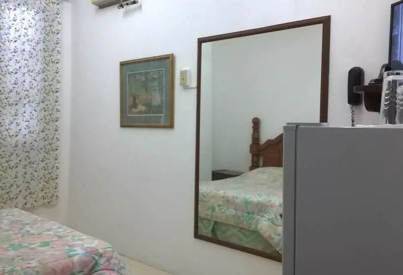 ホテル Hostal San Fernando