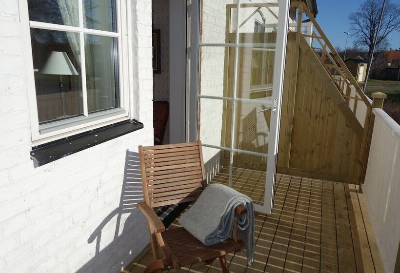 Отель Kastanjelund