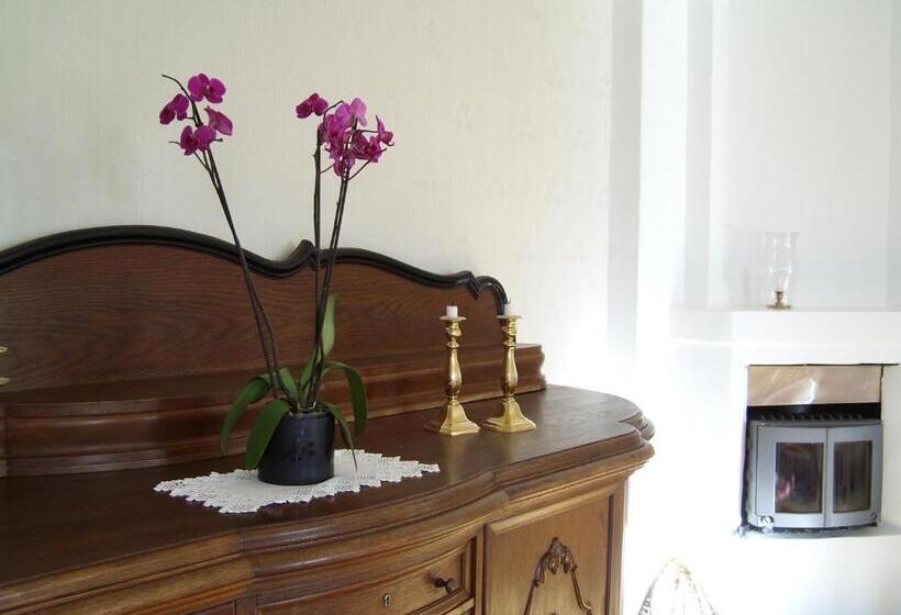 Отель Kastanjelund