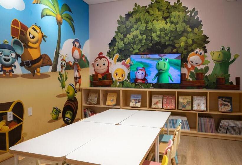 هتل Kensington Resort Seogwipo