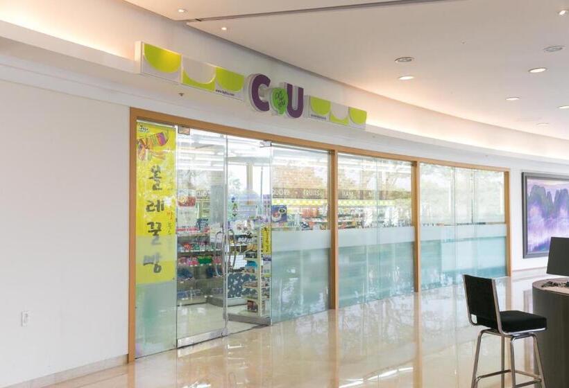 هتل Kensington Resort Seogwipo