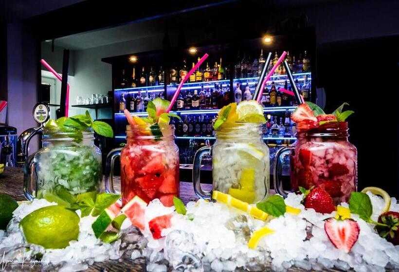 בית מלון כפרי Na Skarpie