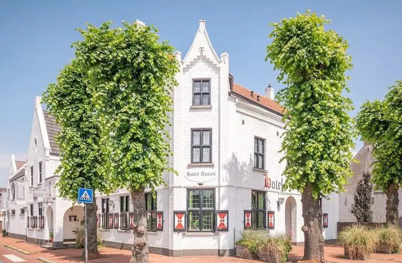 هتل Nieuw Antiek