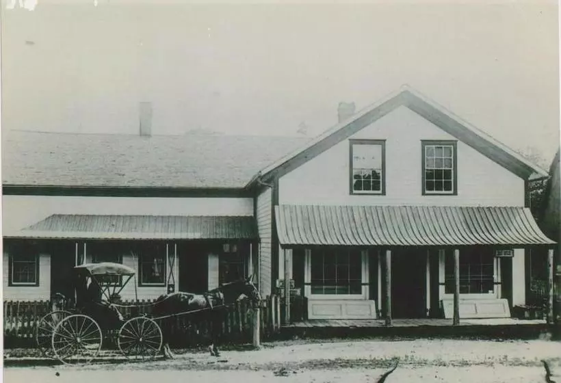 ホテル Normandale Century Inn
