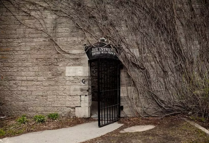 Hotelli Saintlo Ottawa Jail Hostel