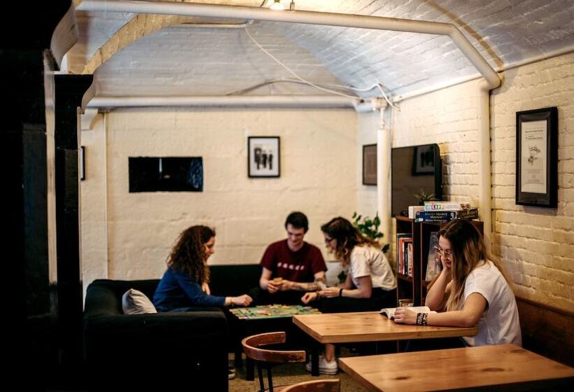 酒店 Saintlo Ottawa Jail Hostel