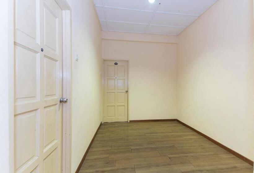 Hotel Straits Settlement Inn