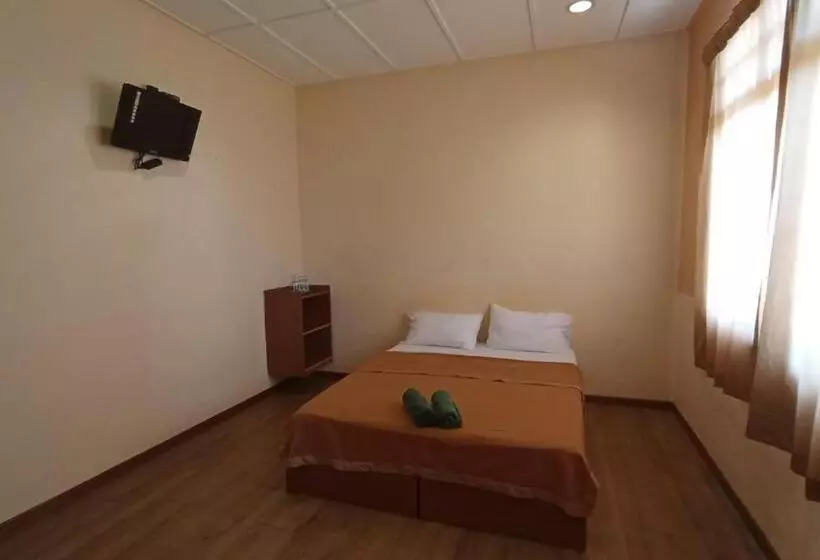 Hotel Straits Settlement Inn