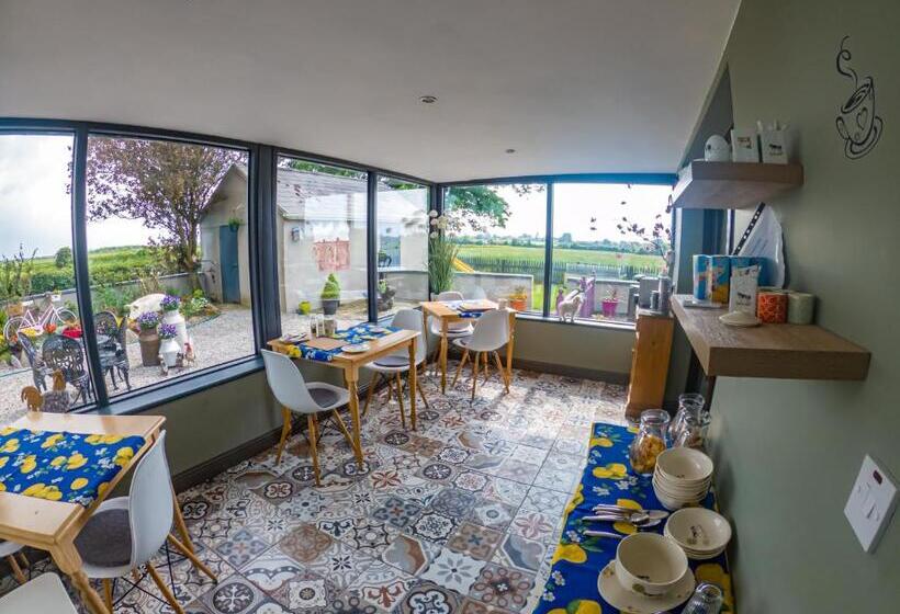 Hotelli The Ring Farmhouse