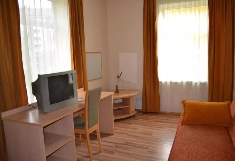 هتل Vila Evelina