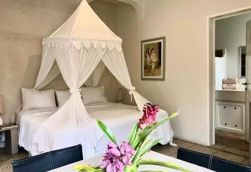Hotelli Villas Geminis Boutique Condo