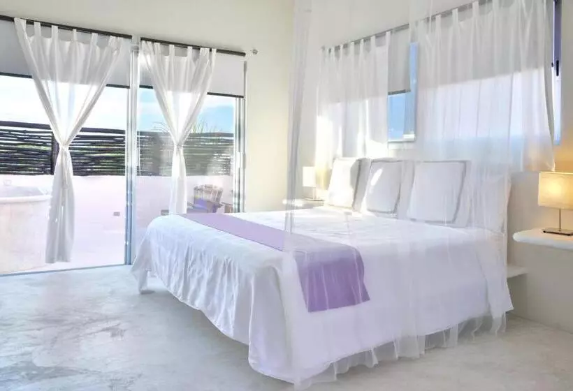 Hotelli Villas Geminis Boutique Condo