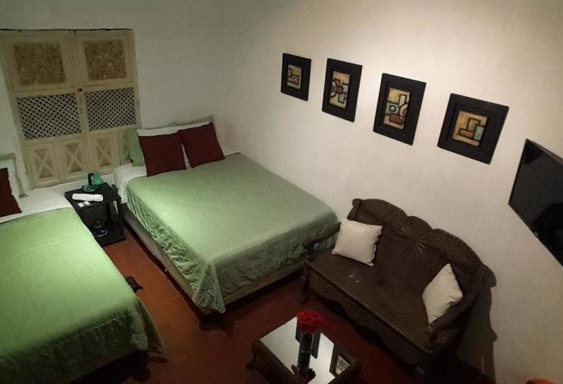 هتل Y Arte Antigua
