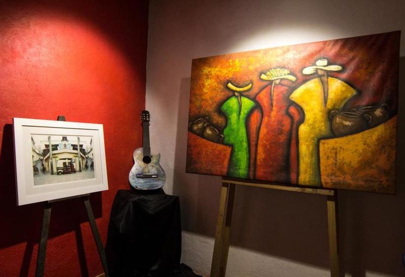 هتل Y Arte Antigua