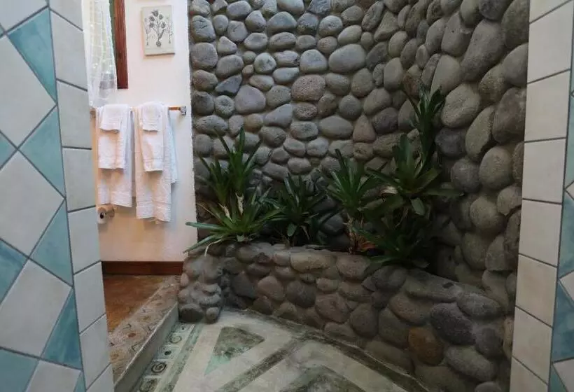 Tierra Magica B&b And Art Studio
