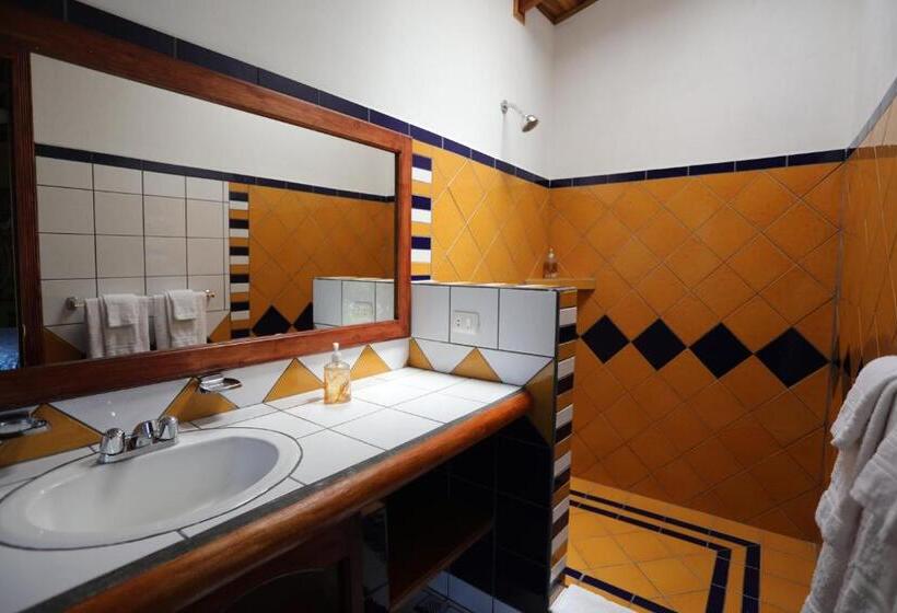 Tierra Magica B&b And Art Studio