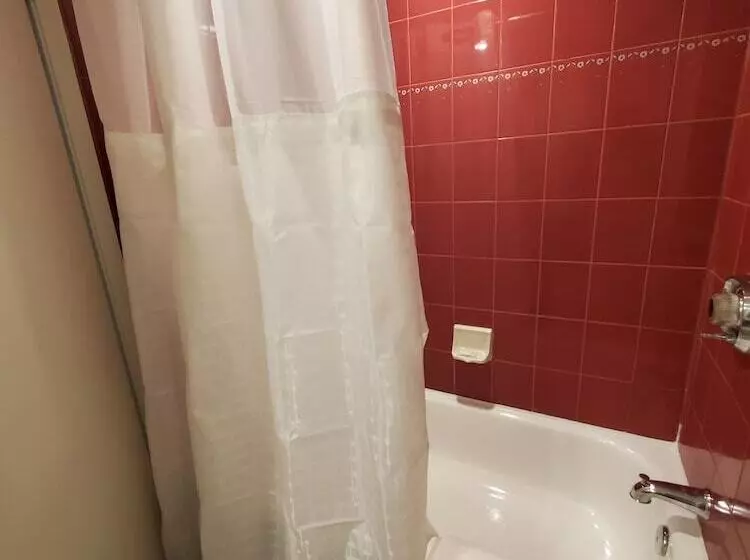 White Knight Motel