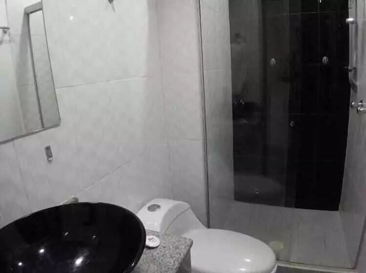A&l Hoteles   Hotel Adelaida