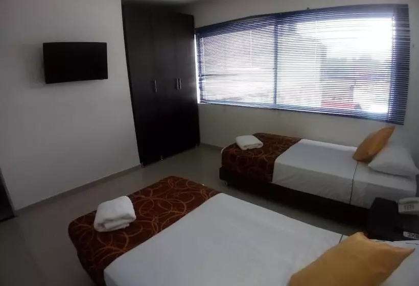 A&l Hoteles   Hotel Adelaida