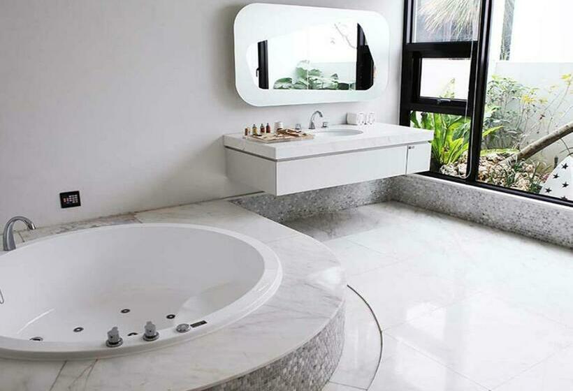 Allur Boutique Motel  Hsinchu Branch