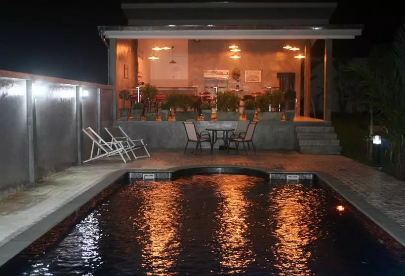 تختخواب و صبحانه Medithairean Guesthouse
