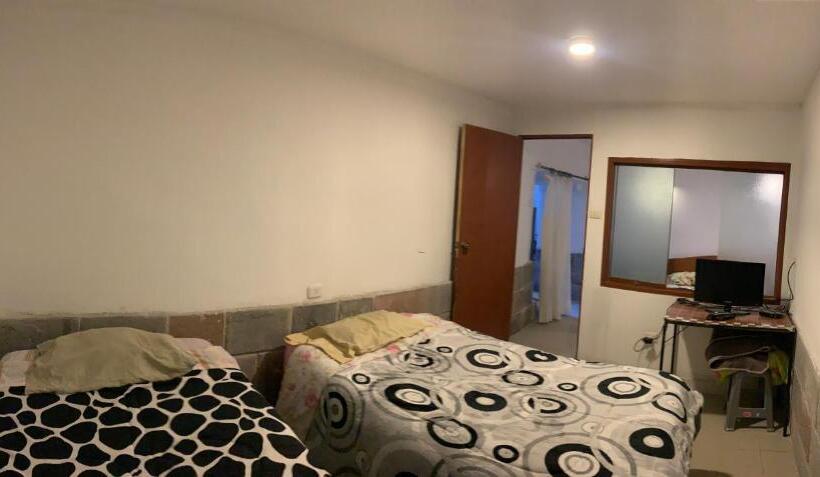 Bed and Breakfast Ukumari Hostel