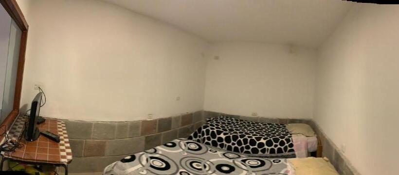 Bed and Breakfast Ukumari Hostel