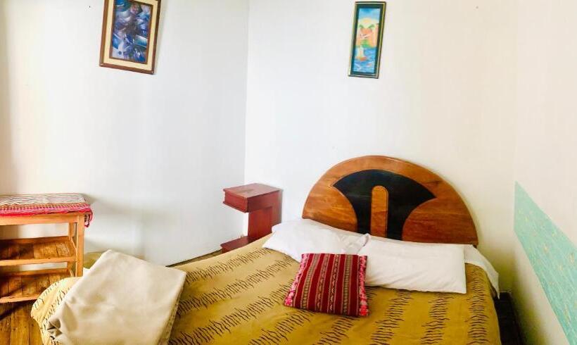 Bed and Breakfast Ukumari Hostel