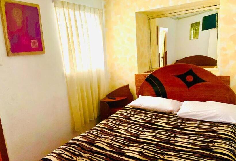 Bed and Breakfast Ukumari Hostel