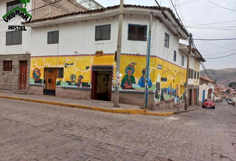 Bed and Breakfast Ukumari Hostel