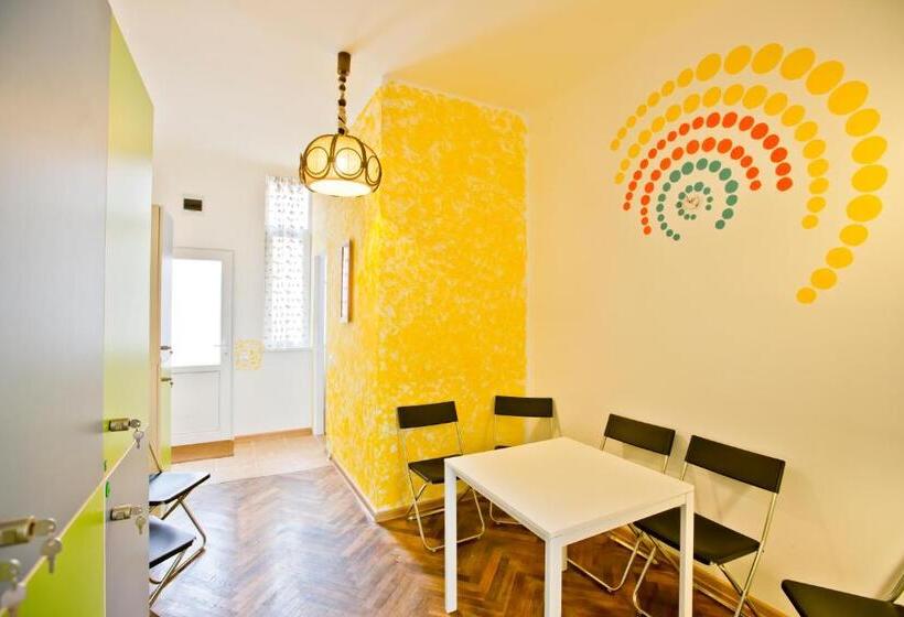 Centrum House Hostel