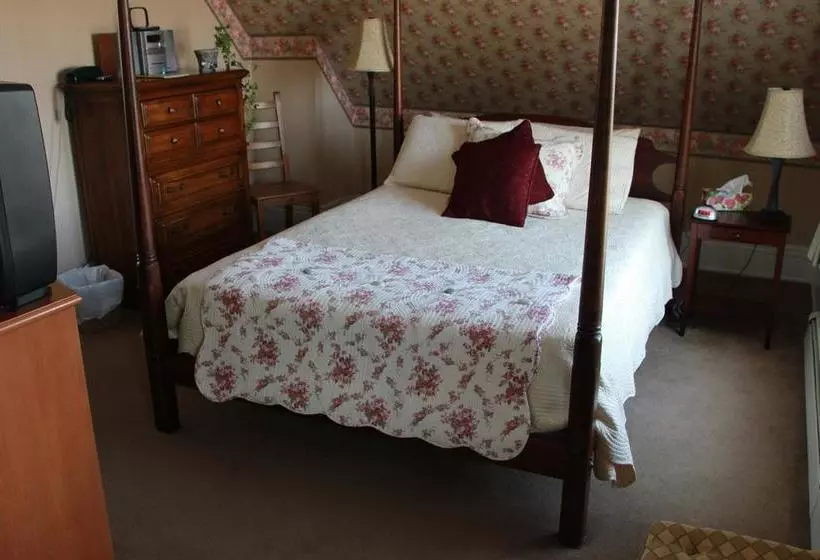 هتل Ascendence Halifax Bed & Breakfast