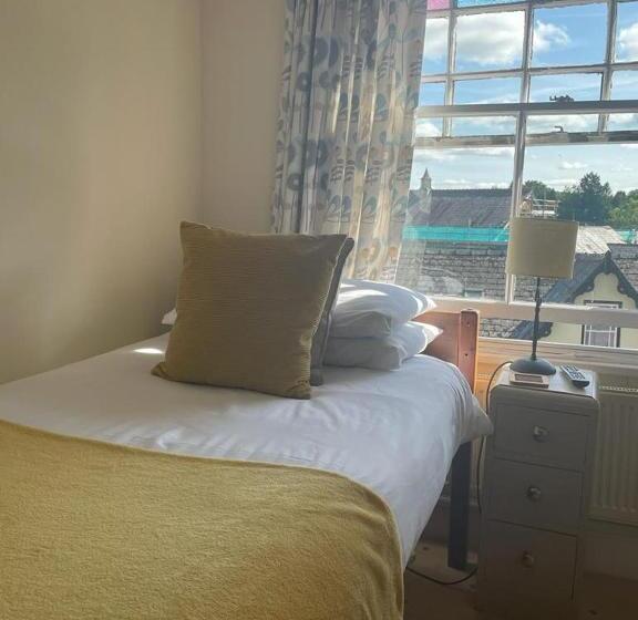 Hotel Bryncelyn Guesthouse