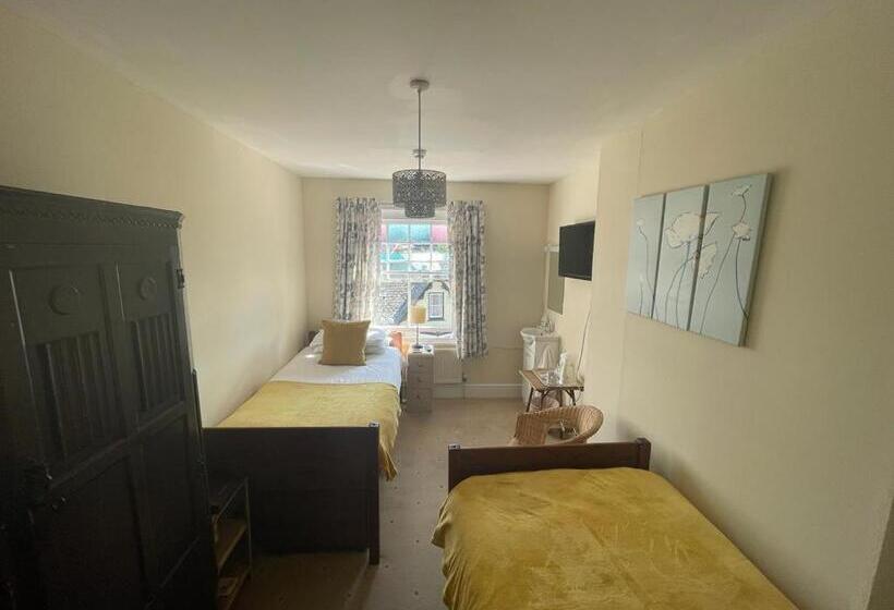 Hotel Bryncelyn Guesthouse