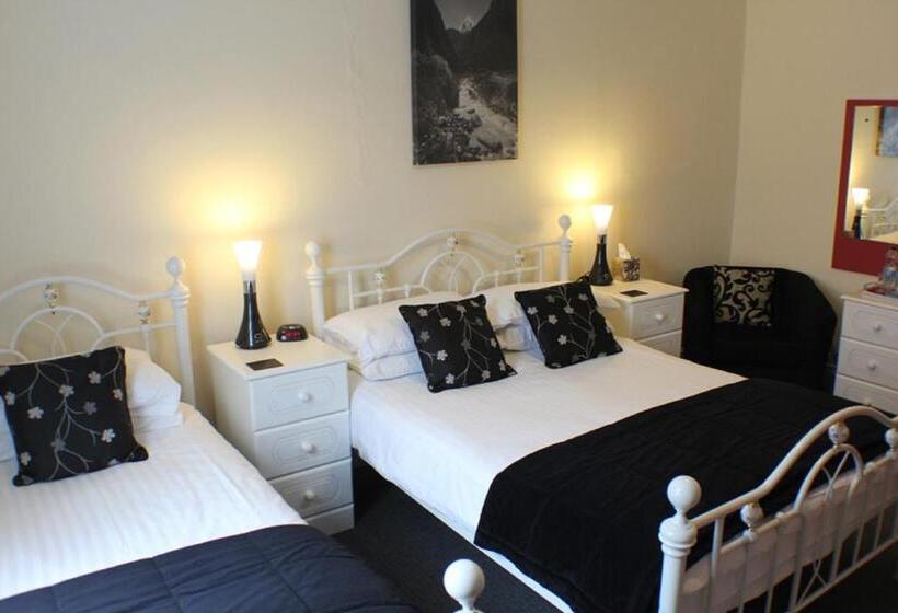 Hotel Bryncelyn Guesthouse