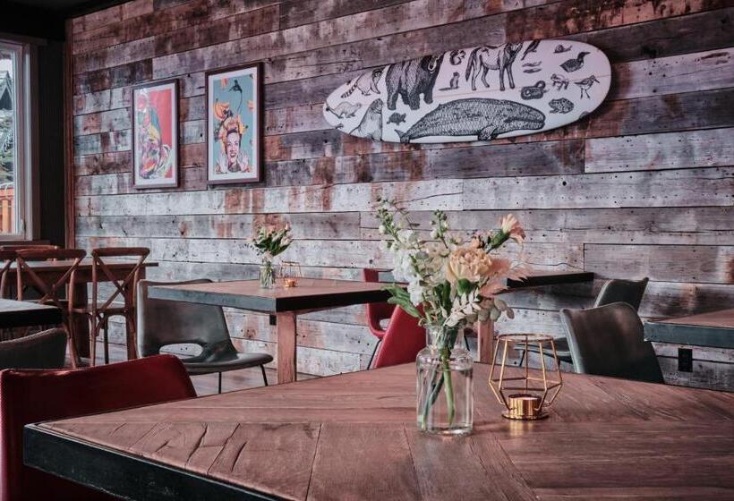 Hotel Creekside Villa