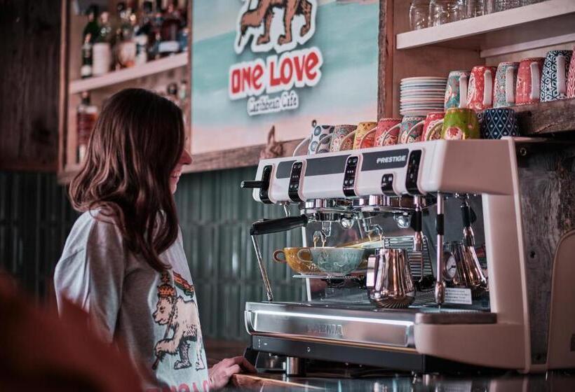 Hotel Creekside Villa