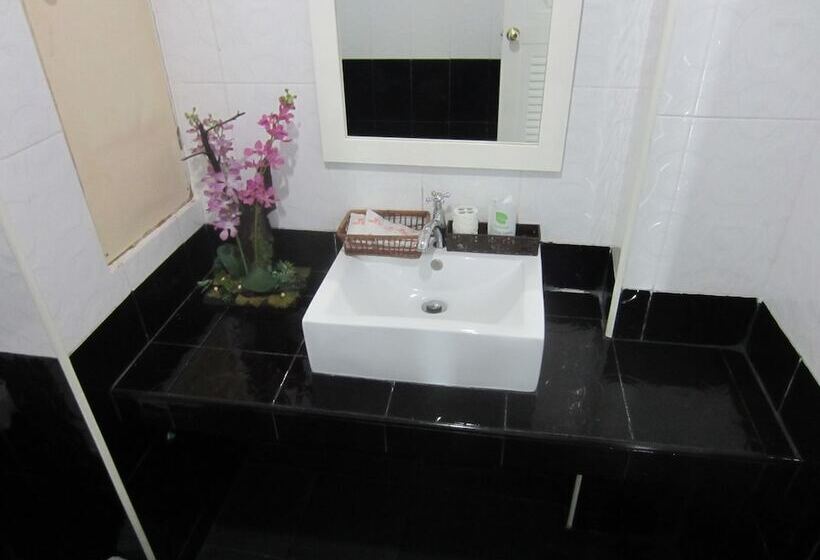 בית מלון כפרי Nap Inn