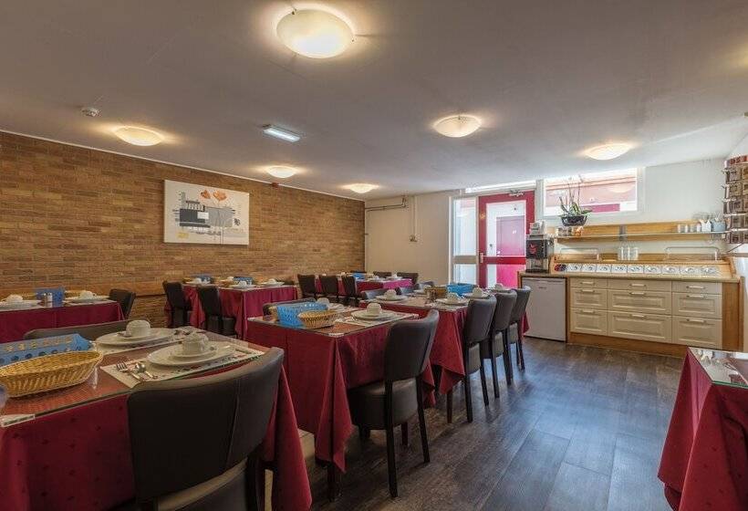 فندق Randenbroek