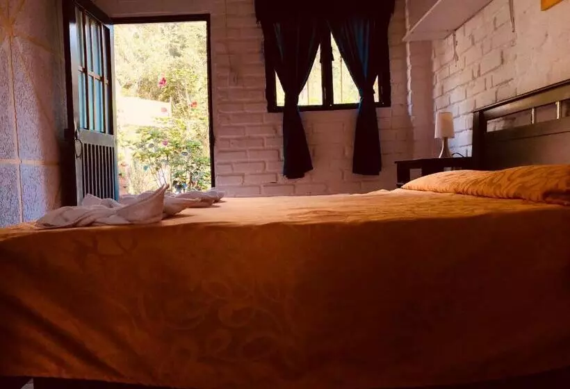 هتل Posada La Loca Compañía